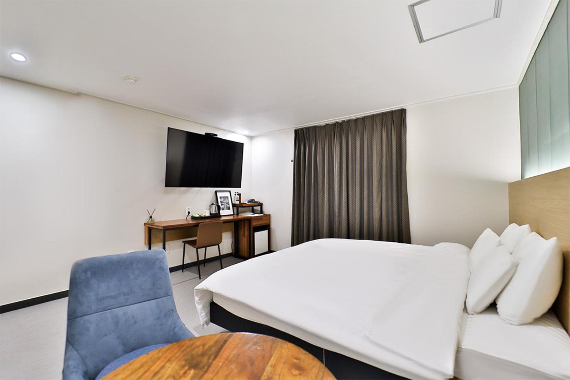 Calm Rest Hotel Busan Sasang Exterior foto